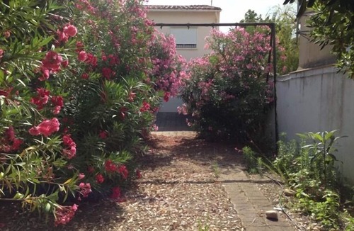 Canet-Plage Villa | Large villa with extensive garden 50 metres from the beach