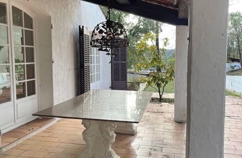 Saint-Paul-en-Foret Villa | Large villa with pool