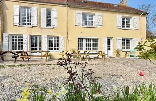 Amfreville House | Large villa la Vacancière 22p 7 mins drive from the beach