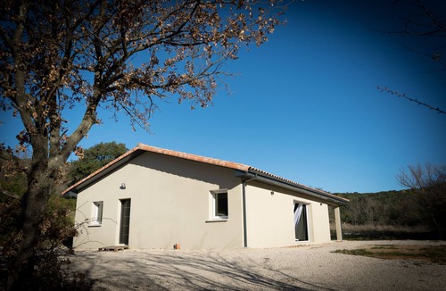 Murles Villa | Large villa with pool and jacuzzi, ideal for families.
