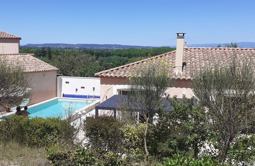 Ornaisons Villa | Large villa with pool in a peaceful vineyards and pine forest