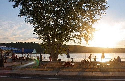 Mystic Apartment | Large Waterfront Mystic Penthouse