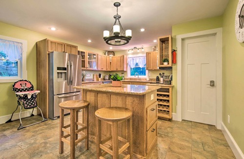 Paupack House | Large Yard + Games: ‘Edgewater Escape’ in Paupack!