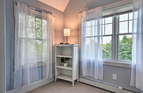 Paupack House | Large Yard + Games: ‘Edgewater Escape’ in Paupack!