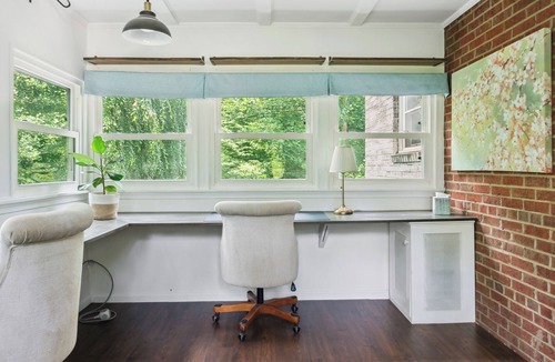 Lake Barcroft House | Large yard - Quiet area - 15 min to DC