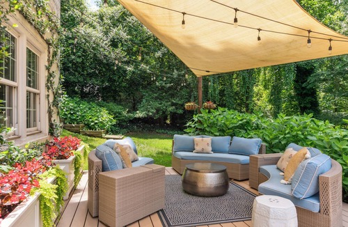 Lake Barcroft House | Large yard - Quiet area - 15 min to DC