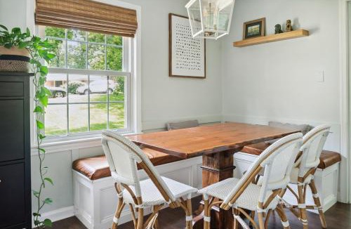 Lake Barcroft House | Large yard - Quiet area - 15 min to DC