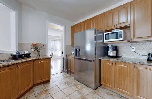 Churchill Meadows House | Large4BR 3000sqft home in Mississauga close to 403/407/401/QEWnn