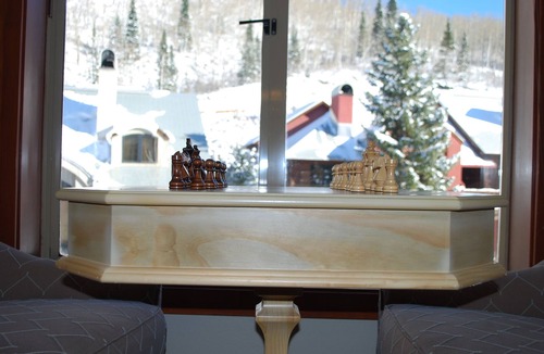 Salt Lake Mountain Resorts Condo | Largest 1 Br Condo With Den, Quiet Top Floor End Unit, Sleeps 6