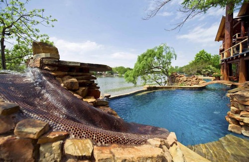 Marble Falls Cabin | Largest Retreat|Lake LBJ|Pool|Beach|Rope Swing