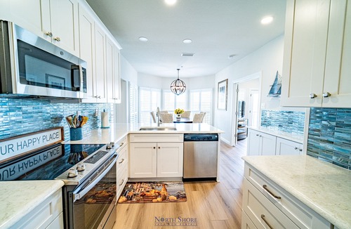 Highland Lake Estates Condo | Largest Waterfront Villa on Private, Gated Island - Panoramic Views - All Amenities