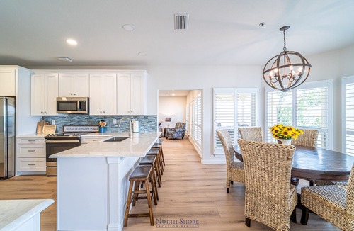 Highland Lake Estates Condo | Largest Waterfront Villa on Private, Gated Island - Panoramic Views - All Amenities