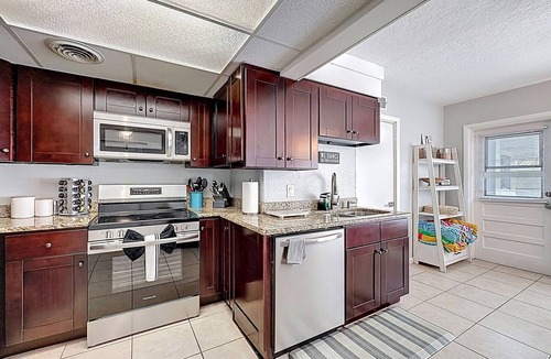 Walsingham Cottage | Largo Pool House and Firepit