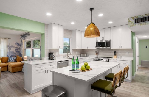 Walsingham House | Largo Villa: Private Pool, Family Fun & Near Beaches!