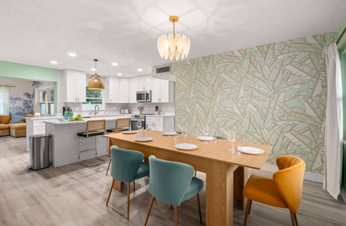 Walsingham House | Largo Villa: Private Pool, Family Fun & Near Beaches!