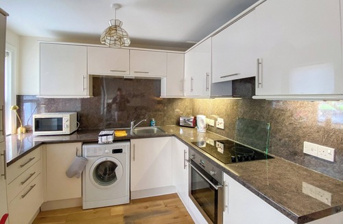 Largs Cottage | Largs Brisbane Cottage