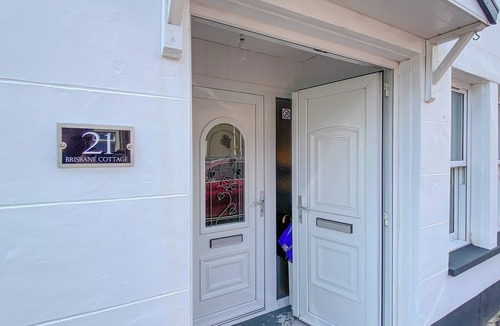 Largs Cottage | Largs Brisbane Cottage