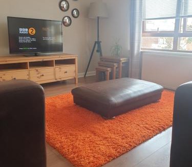 Largs Apartment | Largs stay With Private parking