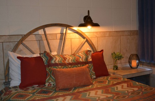 Hardin Hotel | Lariat Motel