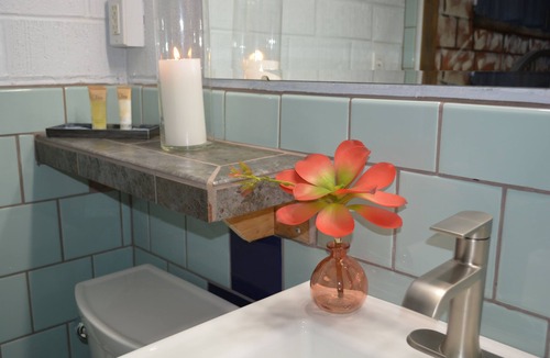 Hardin Hotel | Lariat Motel