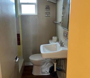 Sparks Hotel | Lariat Motel