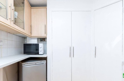 Ifield Apartment | Lark Rise Apartments