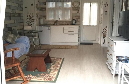 Wangford Bed & Breakfast | Lark Rise B&B