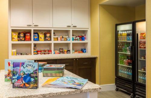 Maryland Heights Hotel | Larkspur Landing Extended Stay Suites St Louis Riverport