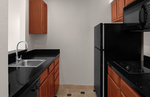 East Roseville Parkway Hotel | Larkspur Landing Extended Stay Suites Roseville