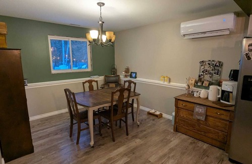 South Bruce Peninsula House | Larkwhistle |SAUNA| CHICKENS |Near BEACHES