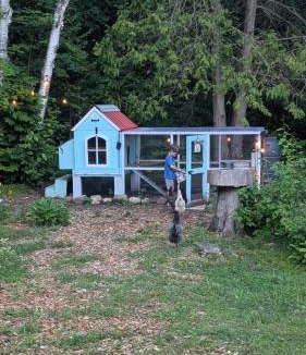 South Bruce Peninsula House | Larkwhistle SAUNA CHICKENS Near BEACHES