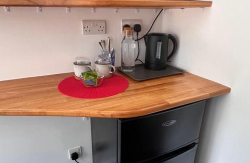 Bletchley House | Larmins Room