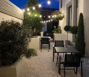 Wimille Bed & Breakfast | LAROZIERE Chambres d’hôtes