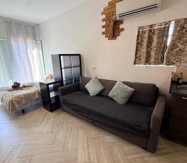 San Martin de la Vega Apartment | LARRA LA MEJOR OPCION PARA VER LA WARNER