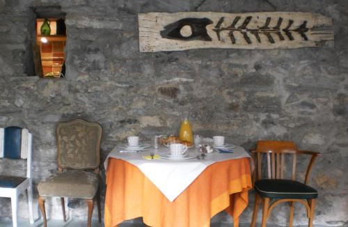 Lesaka Bed & Breakfast | Larraenea Bed and Breakfast