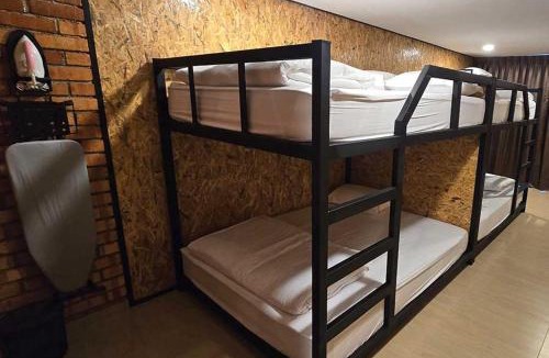 Air Kuning Other | Larut Hillview Kabin