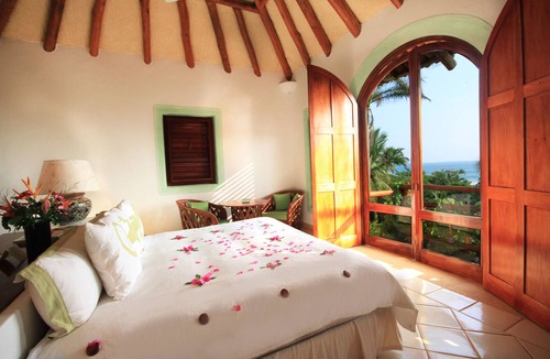 Quemaro Hotel | Las Alamandas