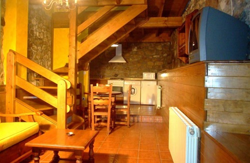 Soba Ski Chalet | Las Casucas de Asón - Casa Rural 2 Dormitorios