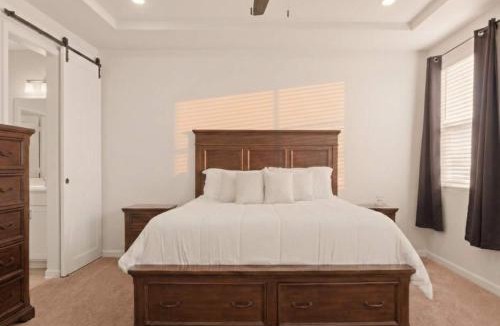 Las Cruces House | Las Cruces Gem with Pool Table & Private Yard