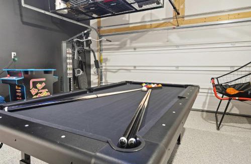 Las Cruces House | Las Cruces Gem with Pool Table & Private Yard