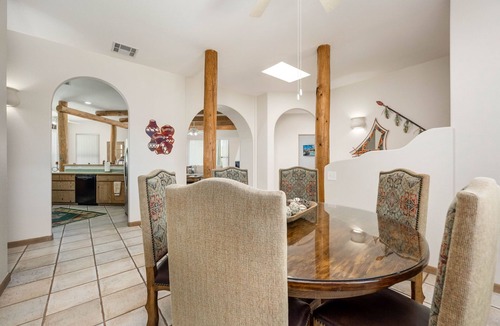 Las Cruces House | Las Cruces Luxury Retreat - Private Pool & Fireplace