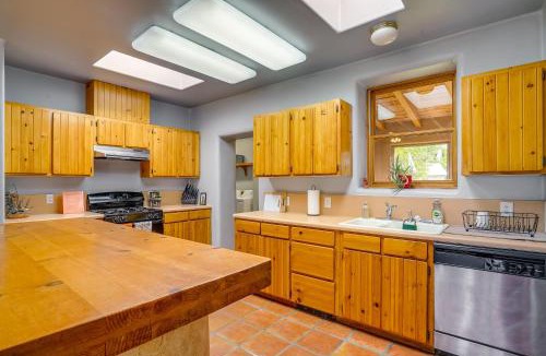 Mesilla Park House | Las Cruces Vacation Rental - 3 Mi to NMSU