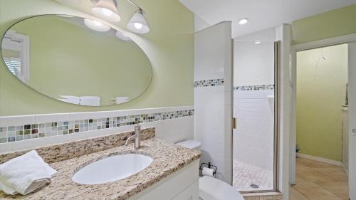 Longboat Key Apartment | Las Hermanas 1