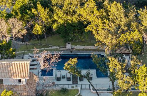 Spicewood Apartment | Las Luces