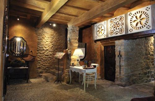 Mirambel House | Las Moradas Del Temple