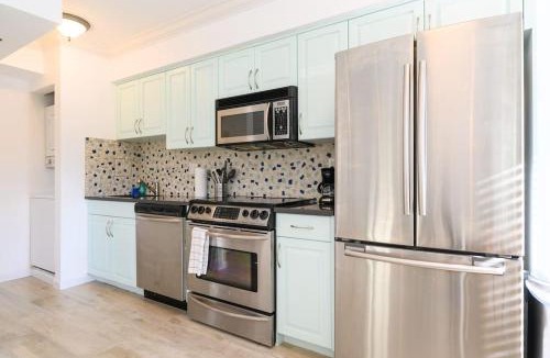 Hendricks and Venice Isles Apartment | Las Olas Blvd Waterfront Apt