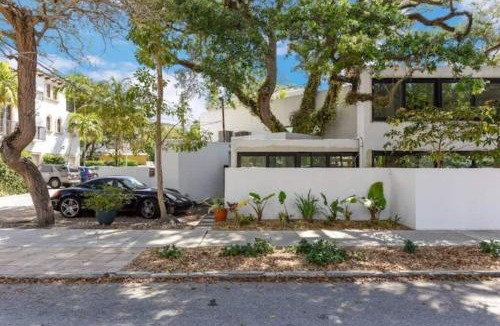 Colee Hammock Apartment | Las Olas Hammocks Unit 2 By Dream Vacation