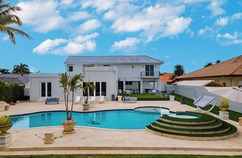 Ludlam House | Las Palmas