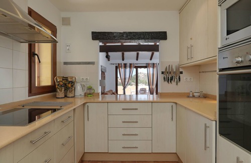 Atamaria Apartment | Las Palmeras - 3 Bed, 3 Bath, fiber optic internet, rooftop solarium, spacious