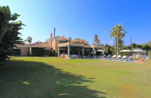 Atalaya-Isdabe Villa | Las Ranas CASASOLA BEACH & GOLF VILLA